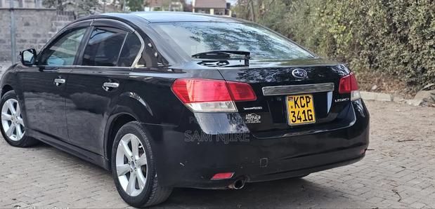 Subaru Legacy 2.5i 2010 Black
