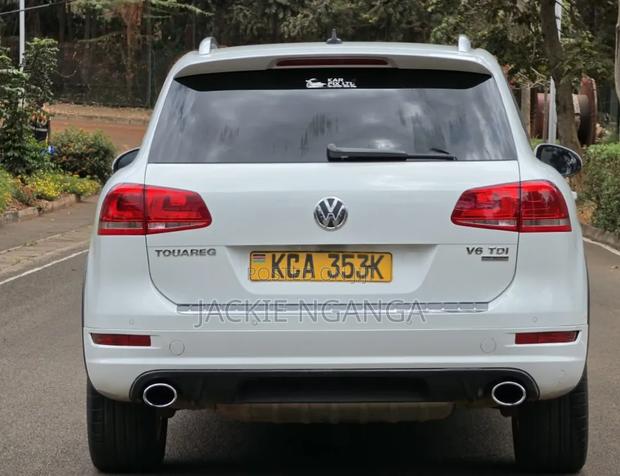 Volkswagen Touareg 2012 White