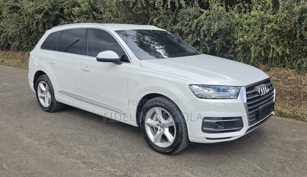 Audi Q7 3.0T Premium AWD quattro 2017 White