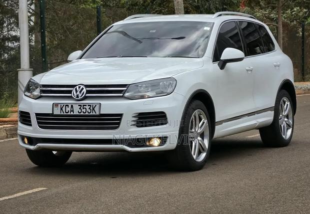 Volkswagen Touareg 2012 White