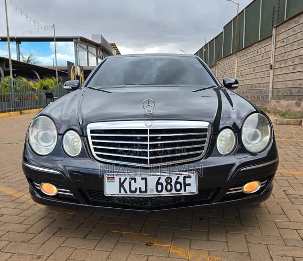Mercedes-Benz E250 2010 Black