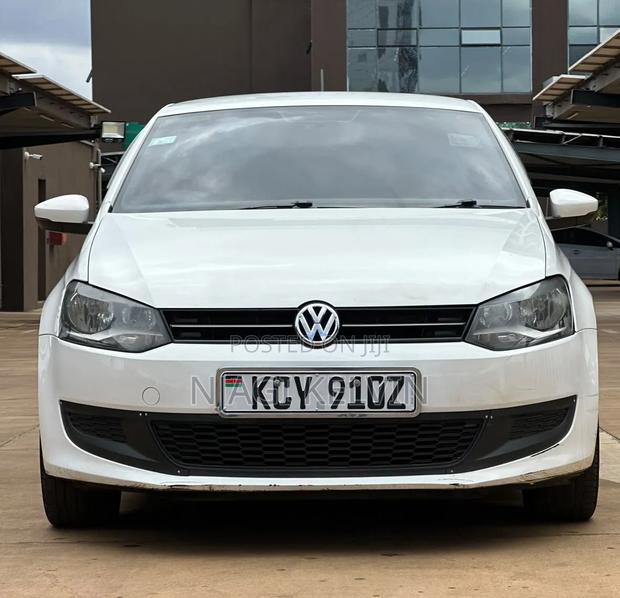 Volkswagen Polo 2013 White