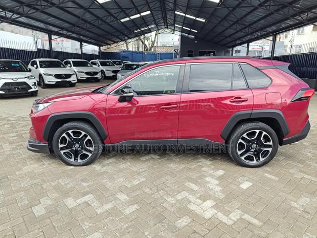 Toyota RAV4 Adventure 2019 Red