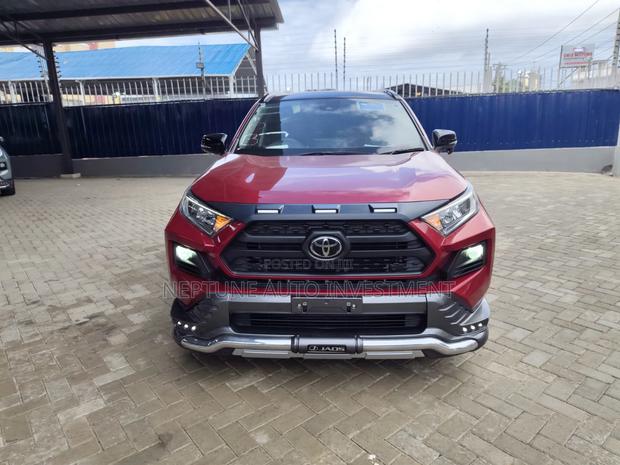Toyota RAV4 Adventure 2019 Red