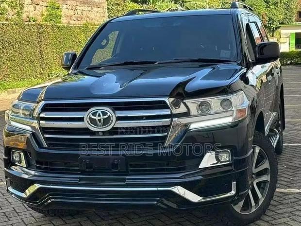 Toyota Land Cruiser 4.6 V8 ZX 2011 Black