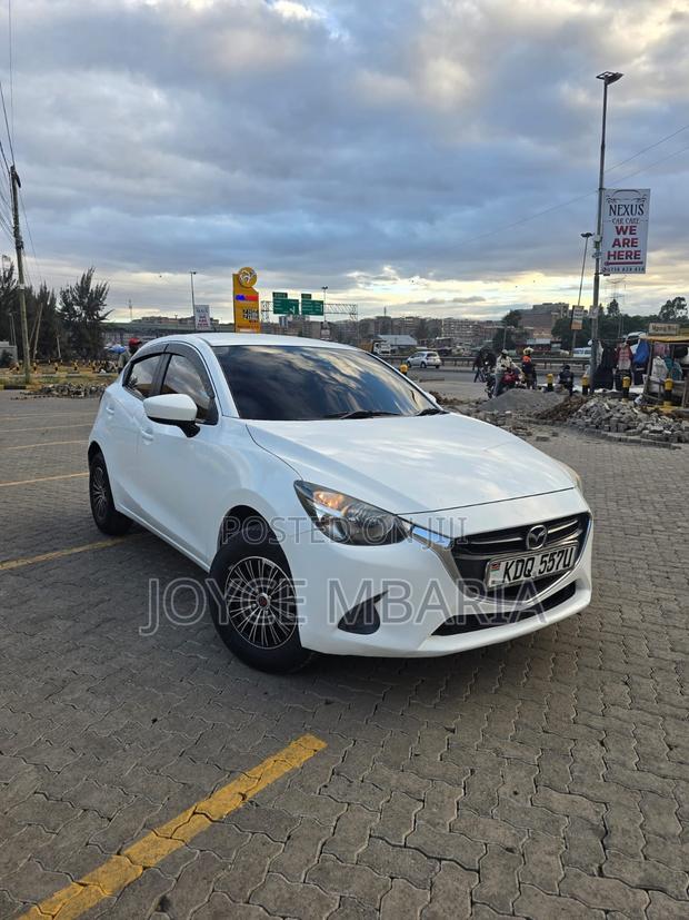 Mazda Demio 2017 White
