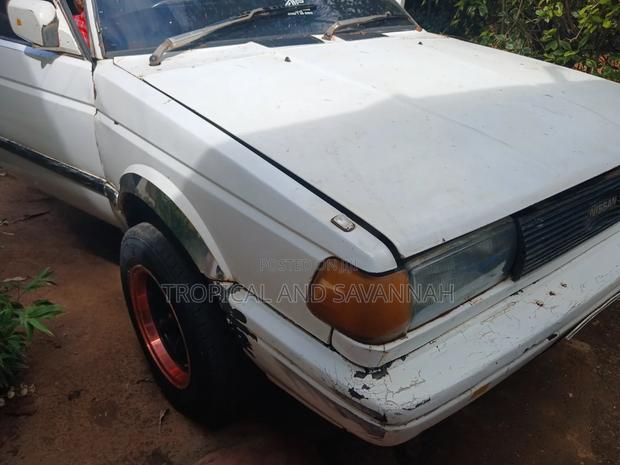 Nissan Sunny 1995 White