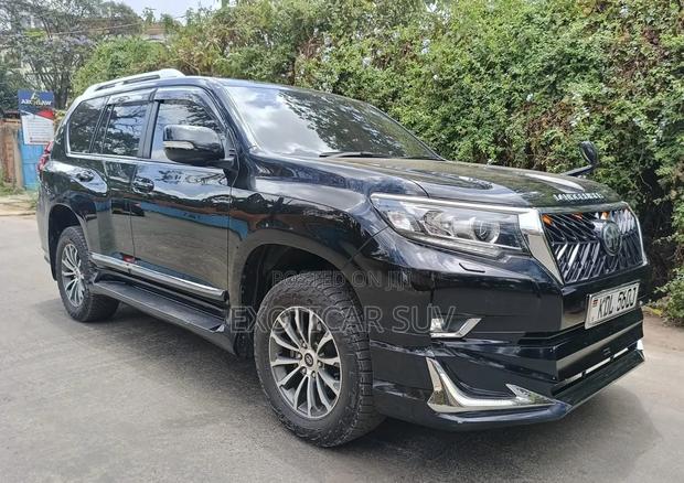 Toyota Land Cruiser Prado 2.7 2018 Matt Black