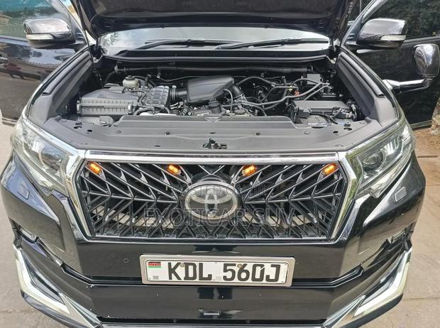 Toyota Land Cruiser Prado 2.7 2018 Matt Black