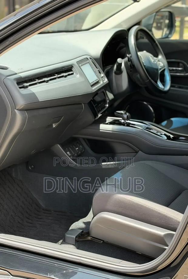 Honda Vezel 1.5 Hybrid 2WD 2019 Matt Black