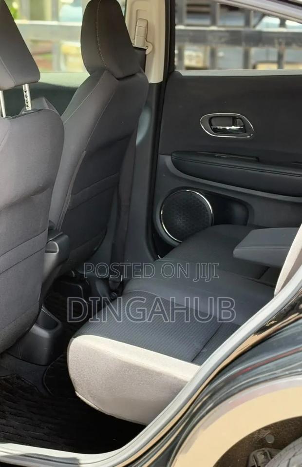 Honda Vezel 1.5 Hybrid 2WD 2019 Matt Black
