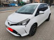 Toyota Vitz 2015 White for sale