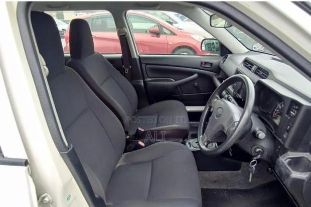 Toyota Probox 1.3 GL 2WD 2019 White