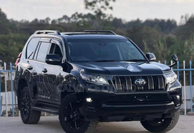Toyota Land Cruiser Prado 2020 Black