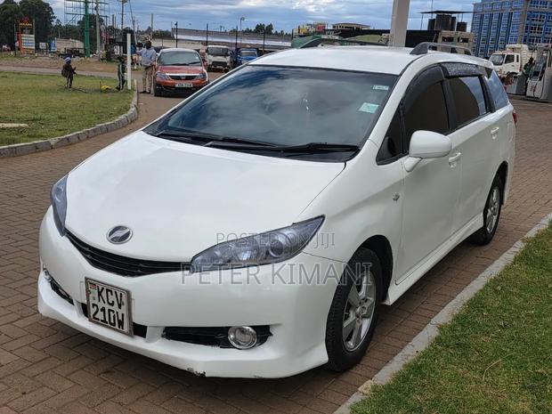 Toyota Wish 2012 White