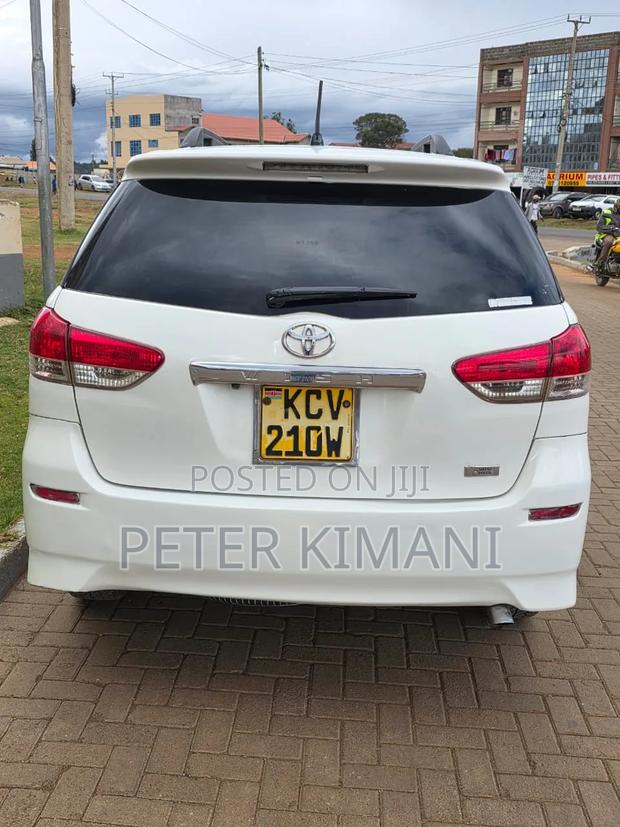 Toyota Wish 2012 White
