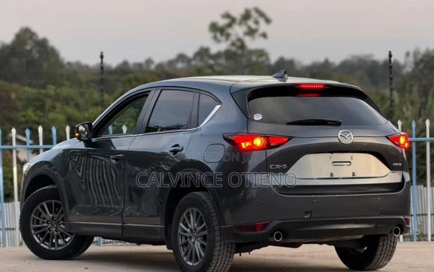 Mazda CX-5 2021 Gray