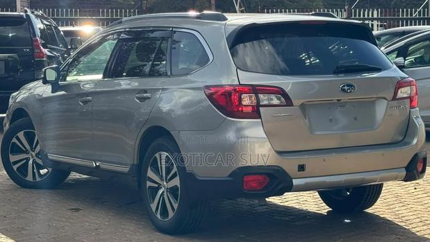 Subaru Outback 2.5i AWD 2019 Gray