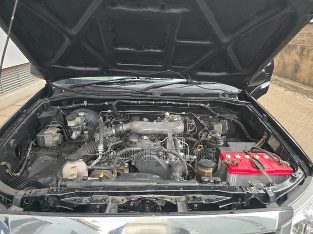 Toyota Fortuner 2006 Black