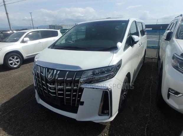 Toyota Alphard 2.5 Petrol FWD 2019 White