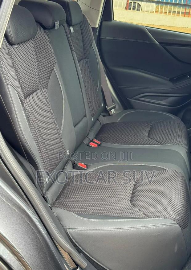 Subaru Forester Premium AWD 2019 Gray
