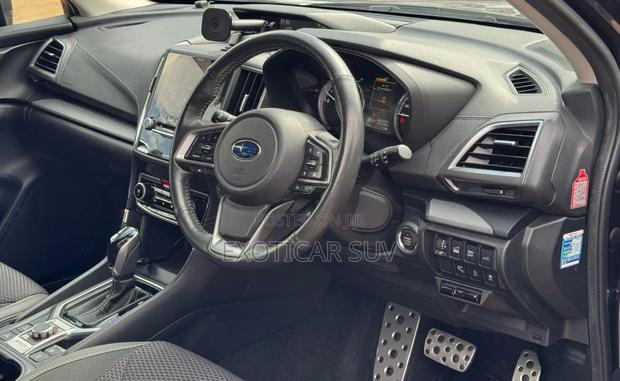 Subaru Forester Premium AWD 2019 Gray