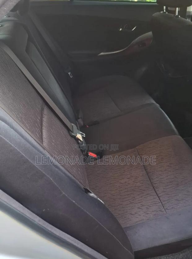 Toyota Allion 2010 Silver