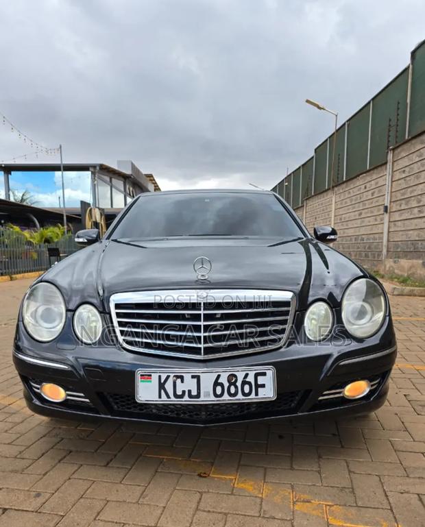 Mercedes-Benz E250 2010 Black