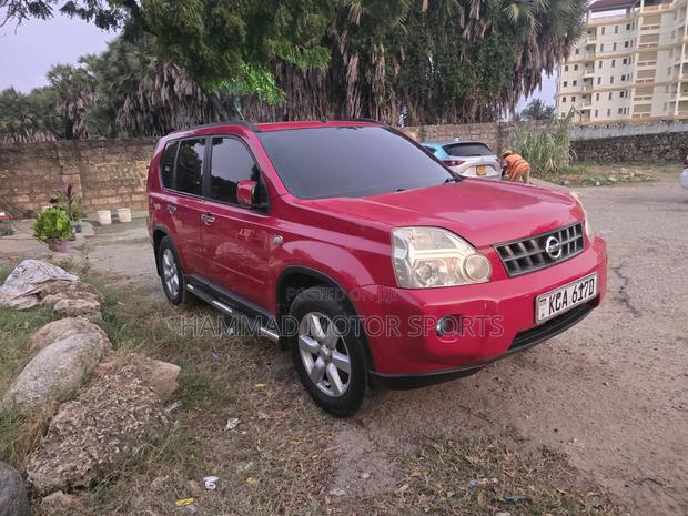 Nissan X-Trail 2.0 Automatic 2008 Red