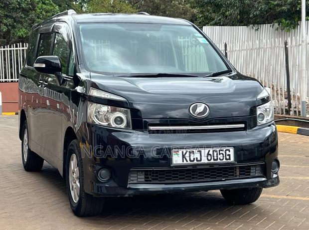 Toyota Voxy 2009 Black