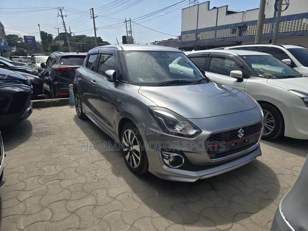 Suzuki Swift RS 2019 Gray