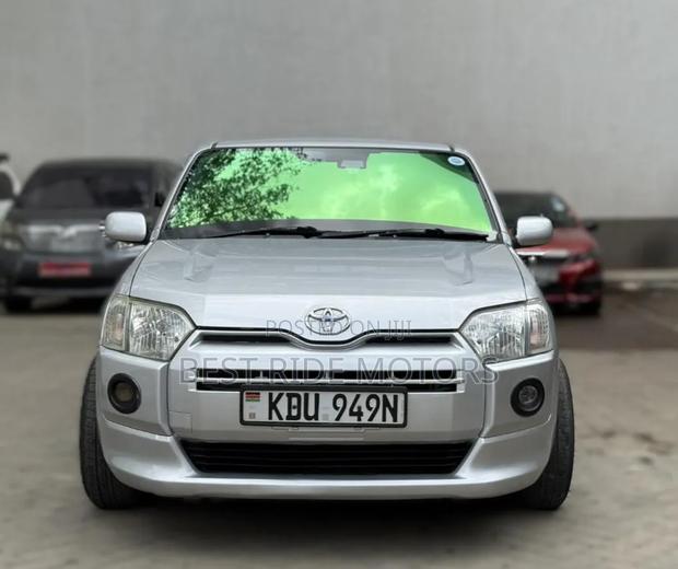 Toyota Succeed 2018 Silver