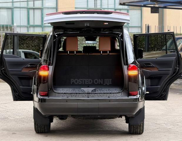 Lexus GX 2025 Black