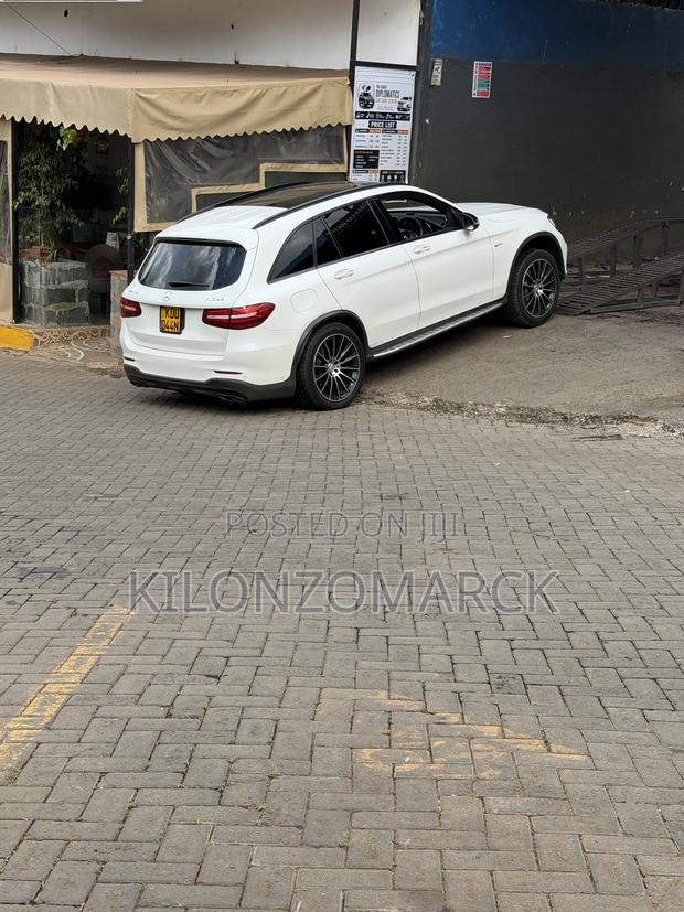 Mercedes-Benz GLC-Class 2018 White