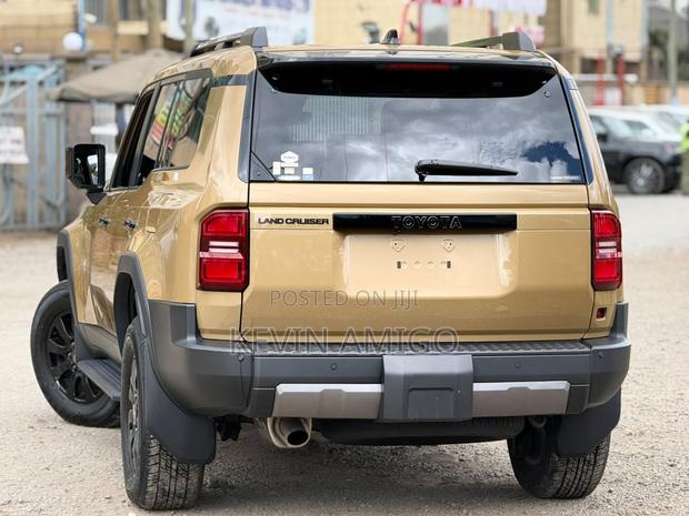 Toyota Land Cruiser 2024