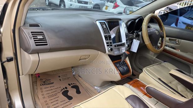Toyota Harrier 2008 Gold