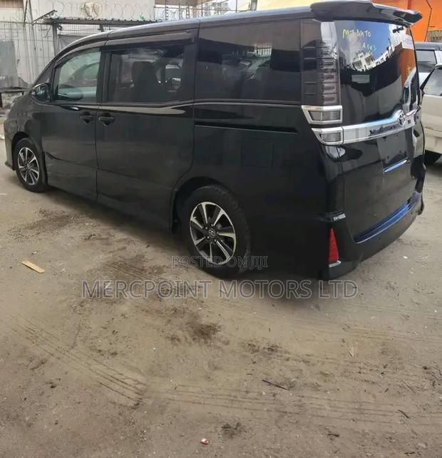 Toyota Voxy 2020 Matt Black