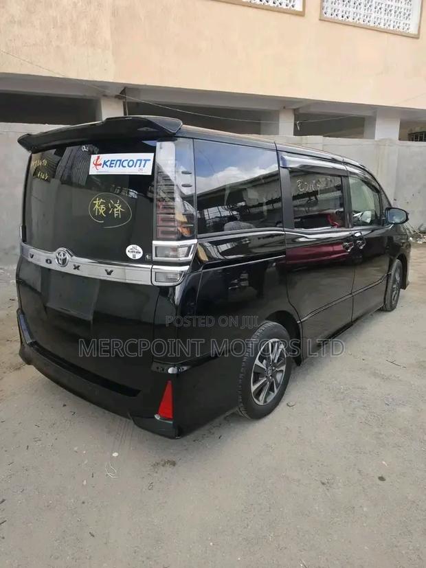 Toyota Voxy 2020 Matt Black