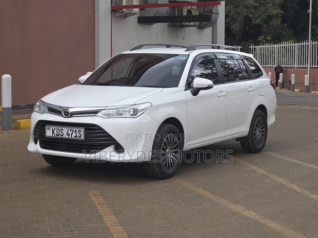 Toyota Corolla Fielder 2019 Burgundy