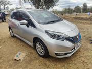 Nissan Note 2017 Silver for sale