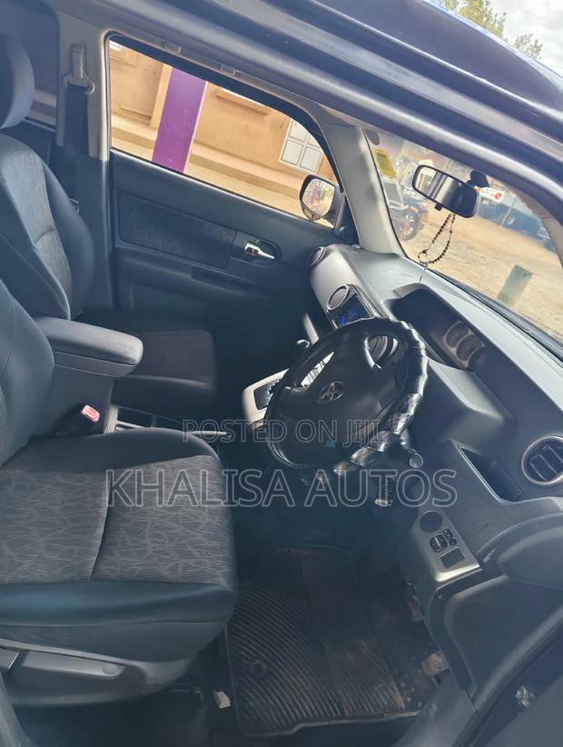 Toyota Rumion 1.5 FWD 2023 Black