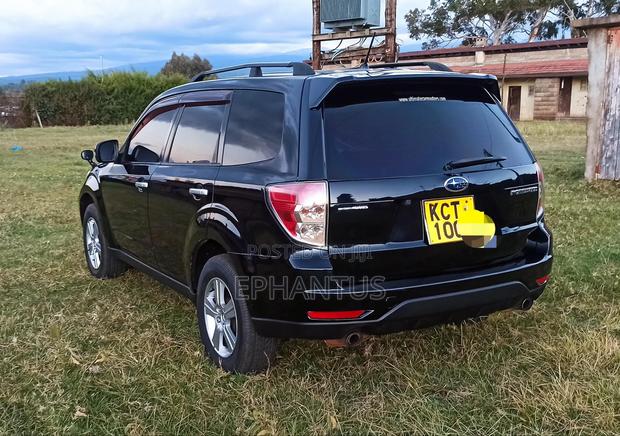 Subaru Forester 2011 Black