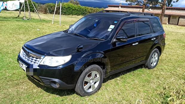 Subaru Forester 2011 Black