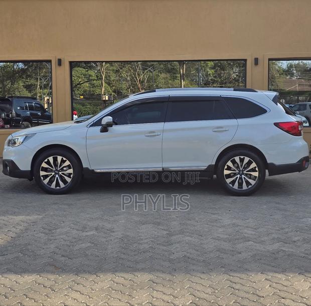Subaru Outback 2015 White