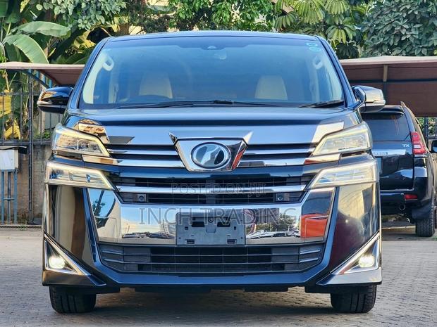 Toyota Vellfire X 2.5 FWD 8-Seater 2019 Black