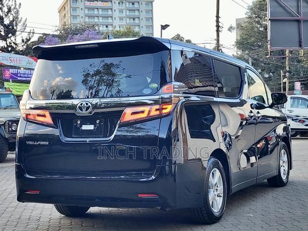 Toyota Vellfire X 2.5 FWD 8-Seater 2019 Black