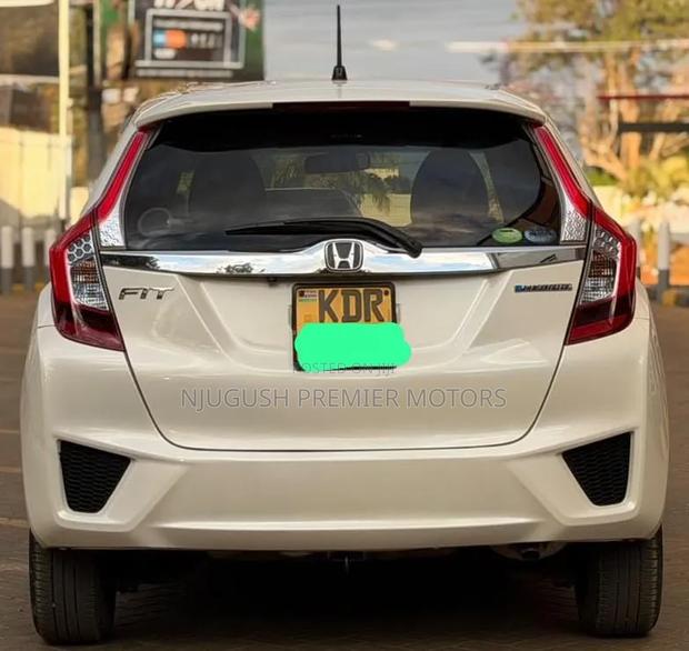 Honda Fit 2017 White
