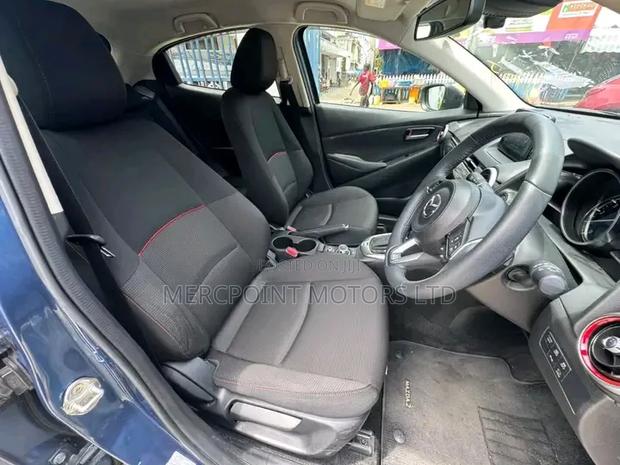 Mazda 2 2019 Blue