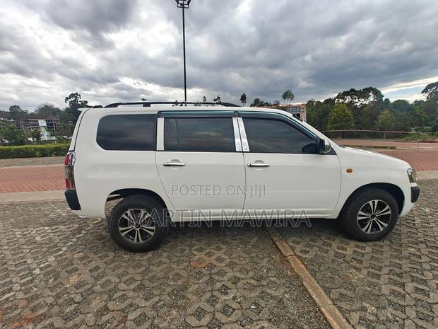 Toyota Probox 2011 White