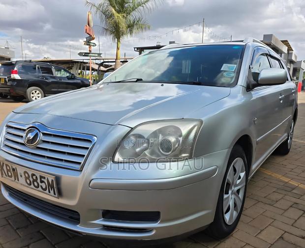 Toyota Avensis 2005 Silver